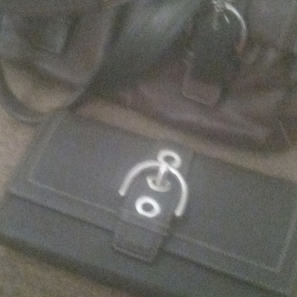 Coach bag& Coach wallet - Picture 2 of 4